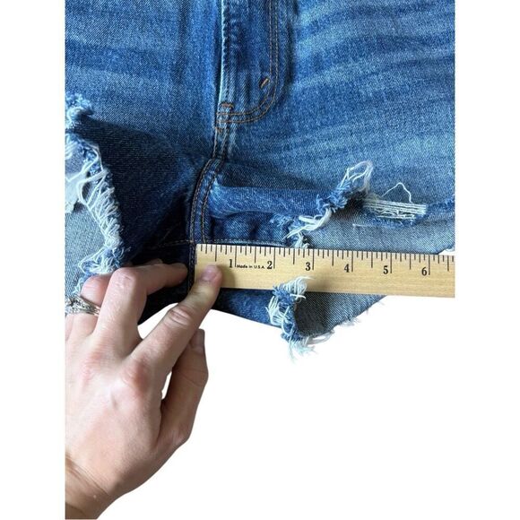 Abercrombie & Fitch The Mom Short High Rise Denim Shorts size 30 Blue - Picture 5 of 9
